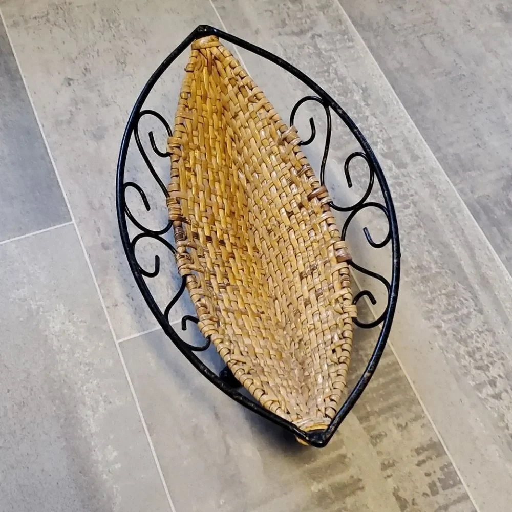 Vintage Sm Rod Iron & Wicker Basket w/Vintage 7 Pieces of Fruit